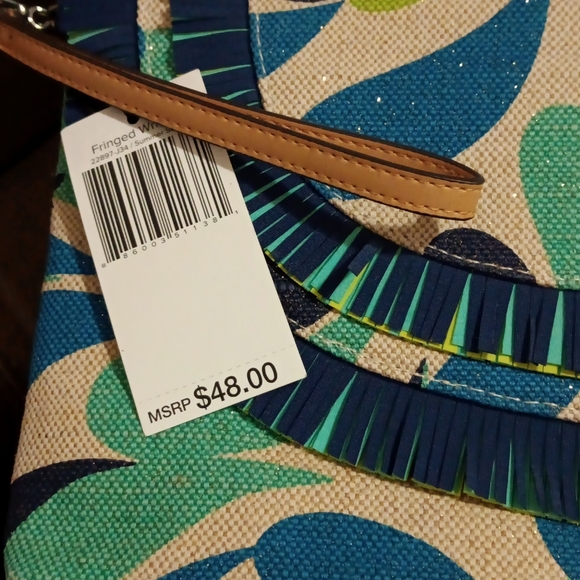 Vera Bradley Clutch - Picture 2 of 7